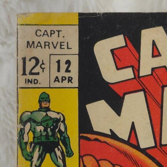 Captain Marvel #12 (1969) Marvel Comics, John Romita Sr. - Picture 3 of 14